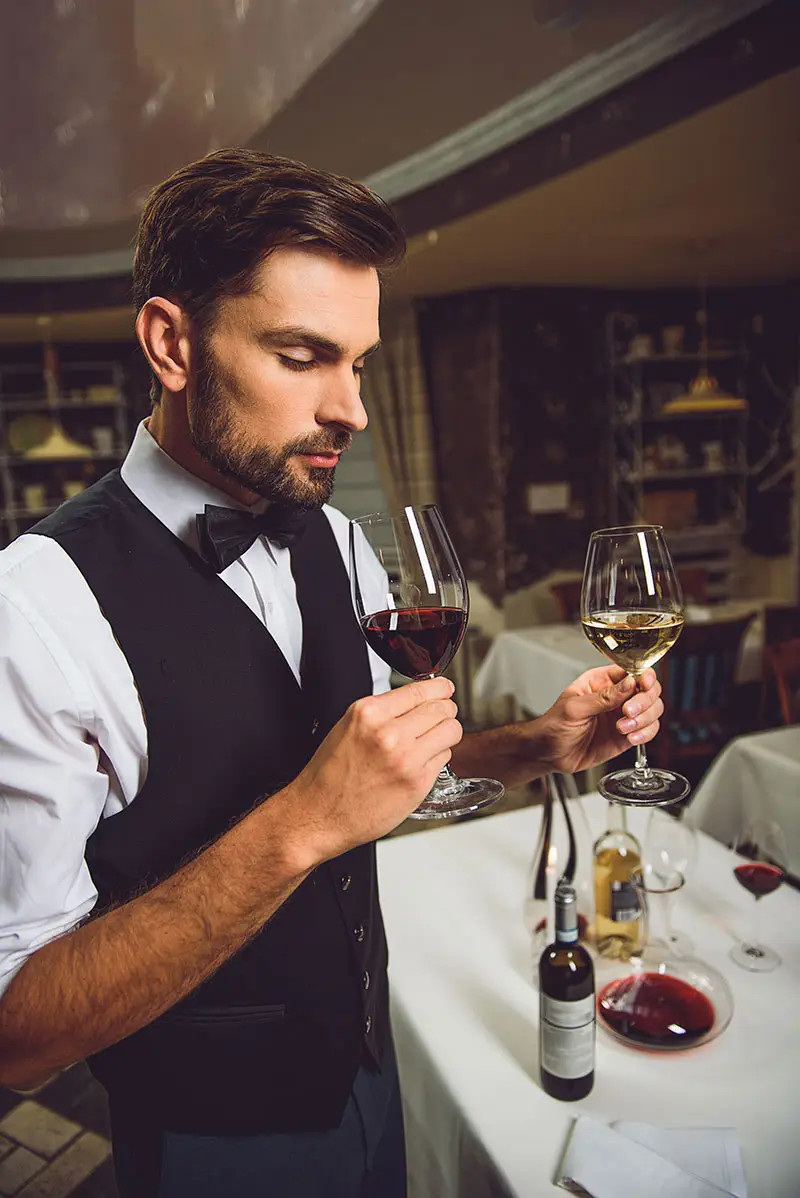 Définition sommelier