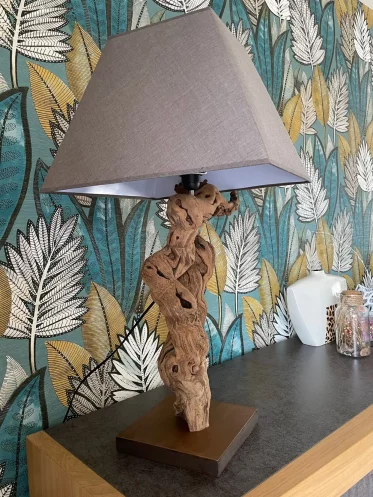 Lampe en cep de vigne